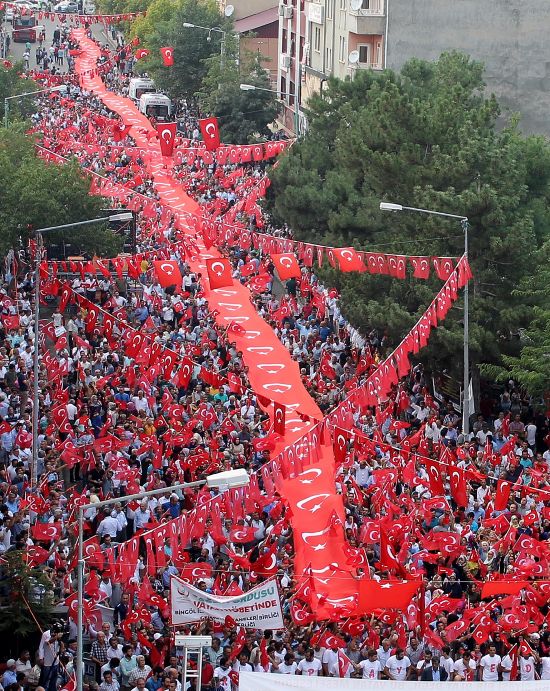 Türkiye tek yürek oldu